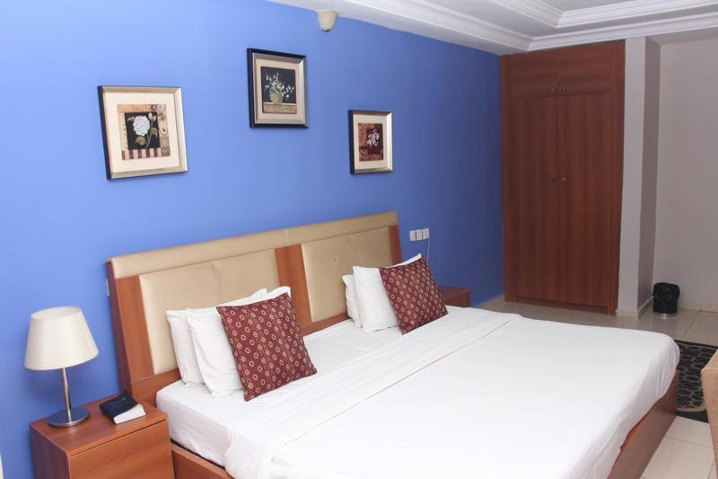 Grand Ibro Hotel Annex Ankuru Buitenkant foto